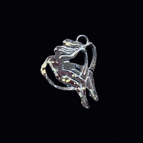 Vintage Silver Twin Crescent Moon Gemini Zodiac Pendant - Picture 1 of 5